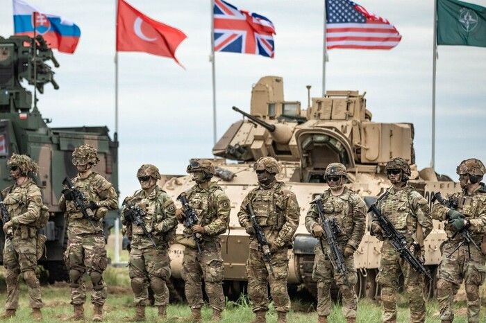 Всеосяжна війна з рф: готуватися до «конфлікту» закликали в НАТО