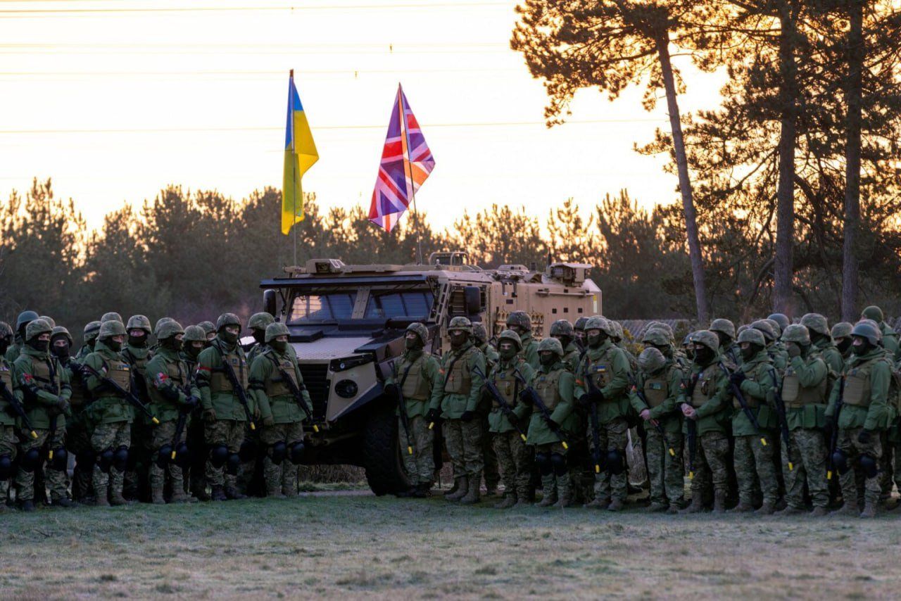 НАТО запустить центр оборонної підготовки для українських військових