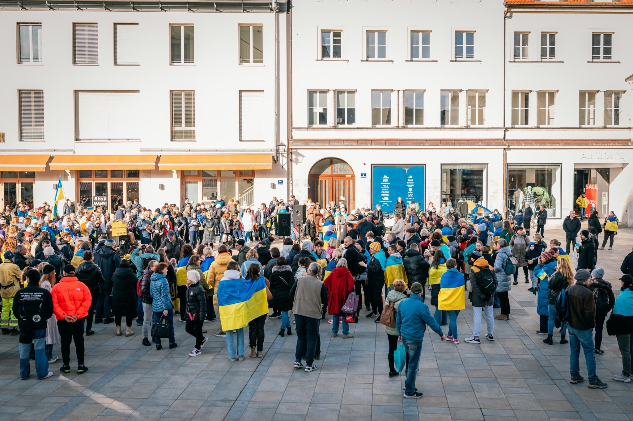 Це вже далеко не перша демонстрація, організована українцями Регенсбургу.
