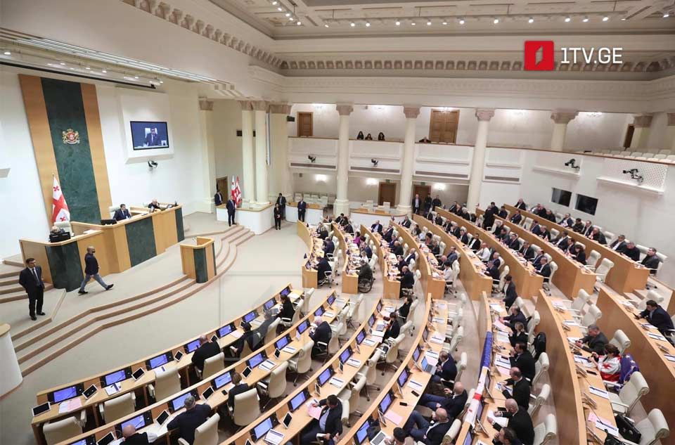 Парламент Грузії ухвалив закон про «іноагентів» в цілому