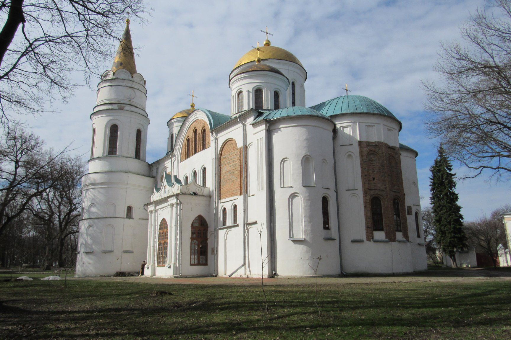 Спасо-Преображенський собор у Чернігові приводять до ладу після московського попівства