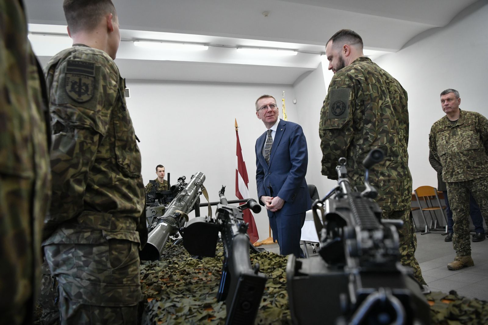 Президент Латвії закликає дозволити застосування Україною західної зброї по рф