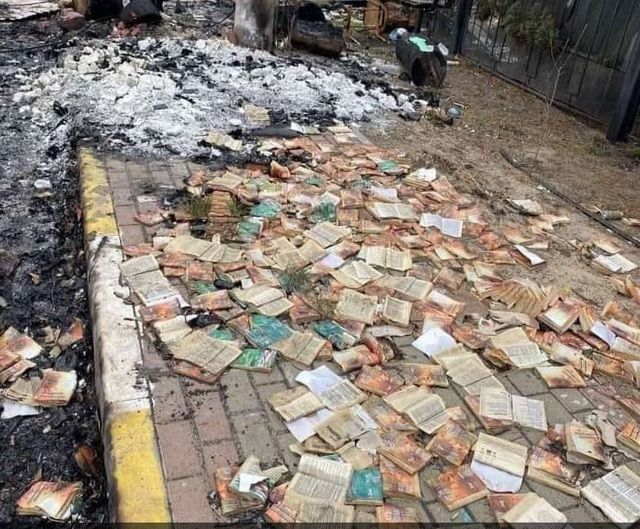1, 6 млн видань із фондів бібліотек сьогодні знищено повністю та 153 бібліотеки знищено повністю рашистами.