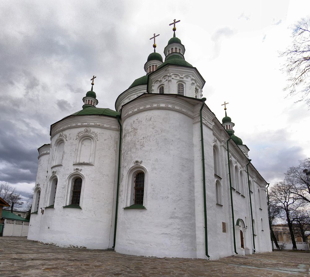 До Державного реєстру нерухомих пам’яток України включили вісім цінних археологічних об’єктів столиці, зокрема, такі, як Кирилівський монастир і Змієву печеру.
