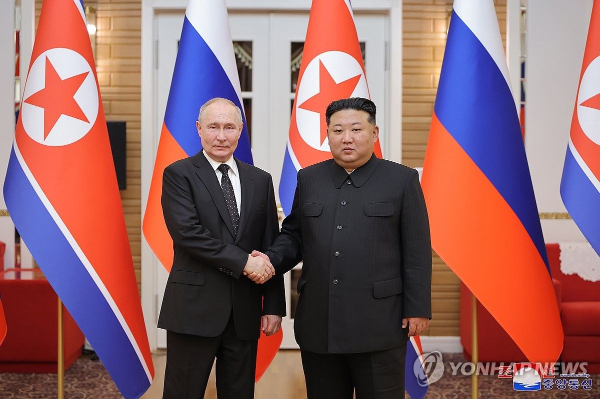 Путін заявив, що Південна Корея зробить "велику помилку", якщо надасть зброю Україні