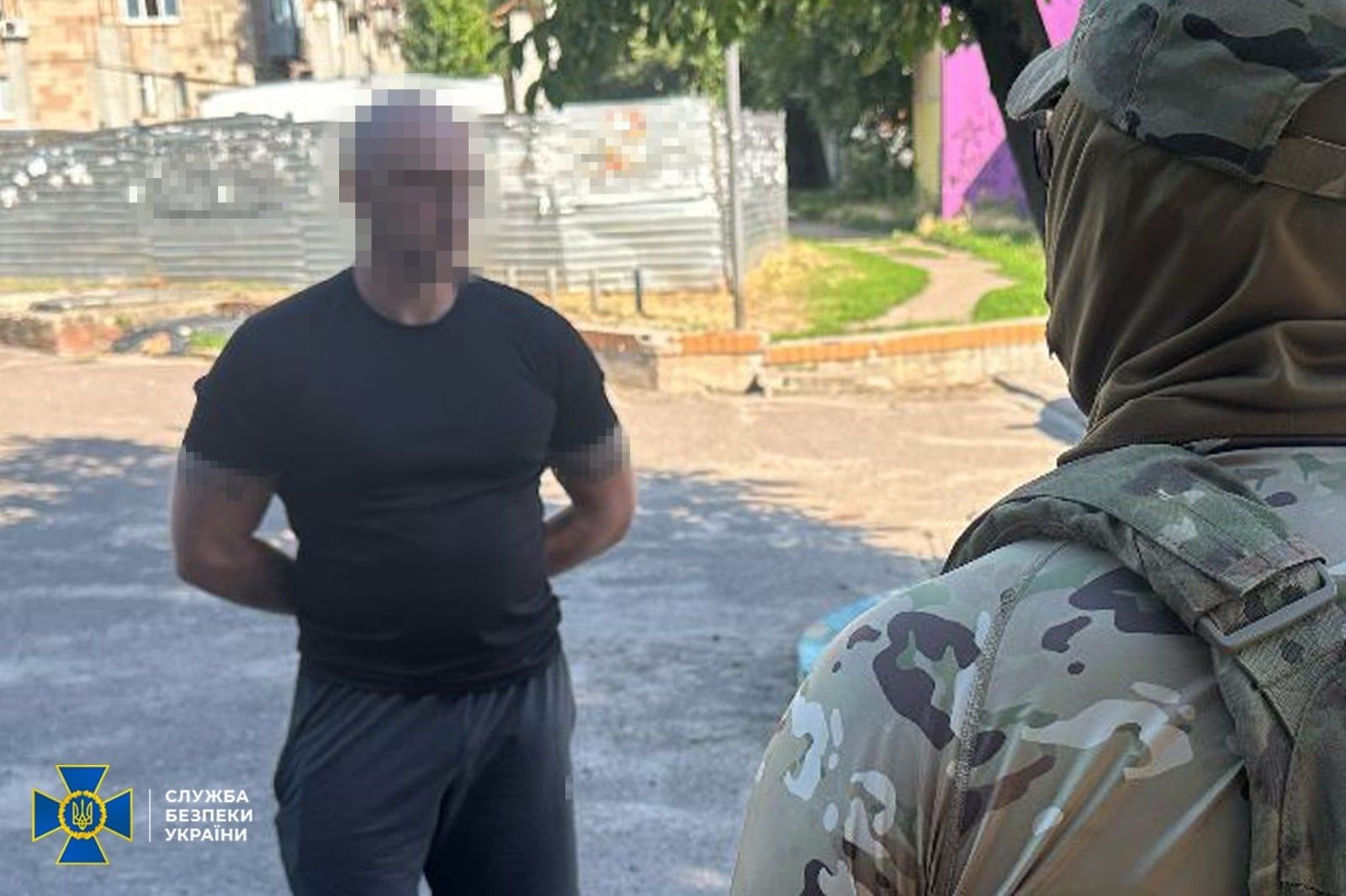 На Черкащині силовики затримали рекетирів, які вибивали гроші із сім’ї загиблого воїна ЗСУ