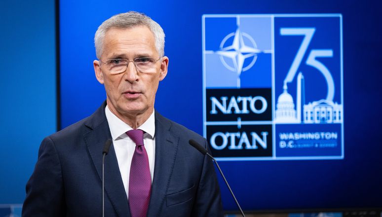 НАТО нарощує співпрацю з Україною щодо виробництва зброї – Столтенберг