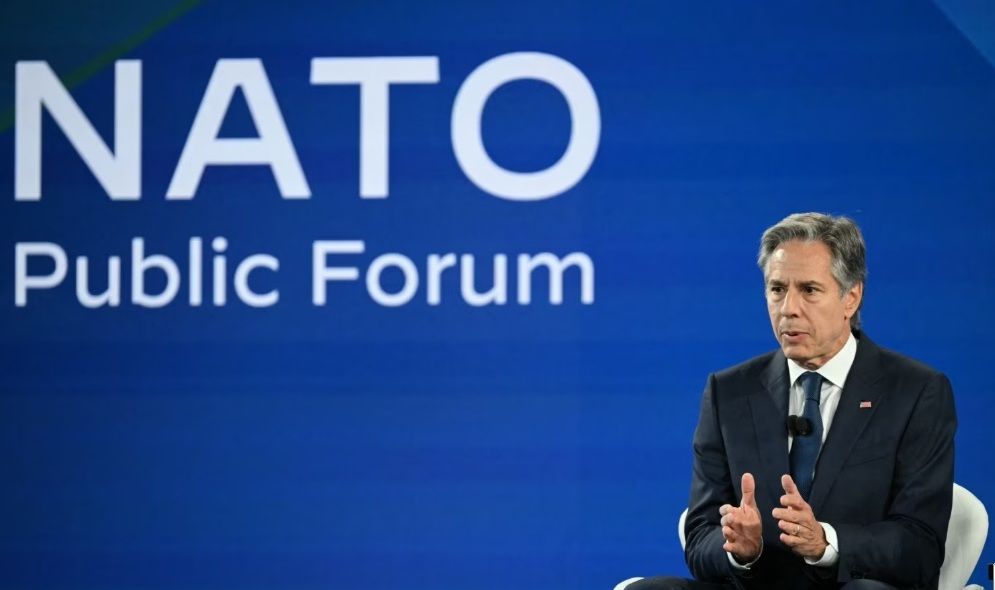 Ентоні Блінкен піід час виступу на саміті НАТО у Вашингтоні.