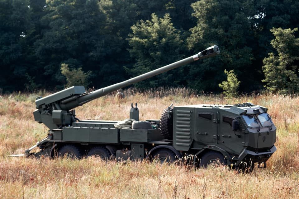 2С22 «Богдана» — українська колісна самохідна гаубиця зі стволом 155 мм.