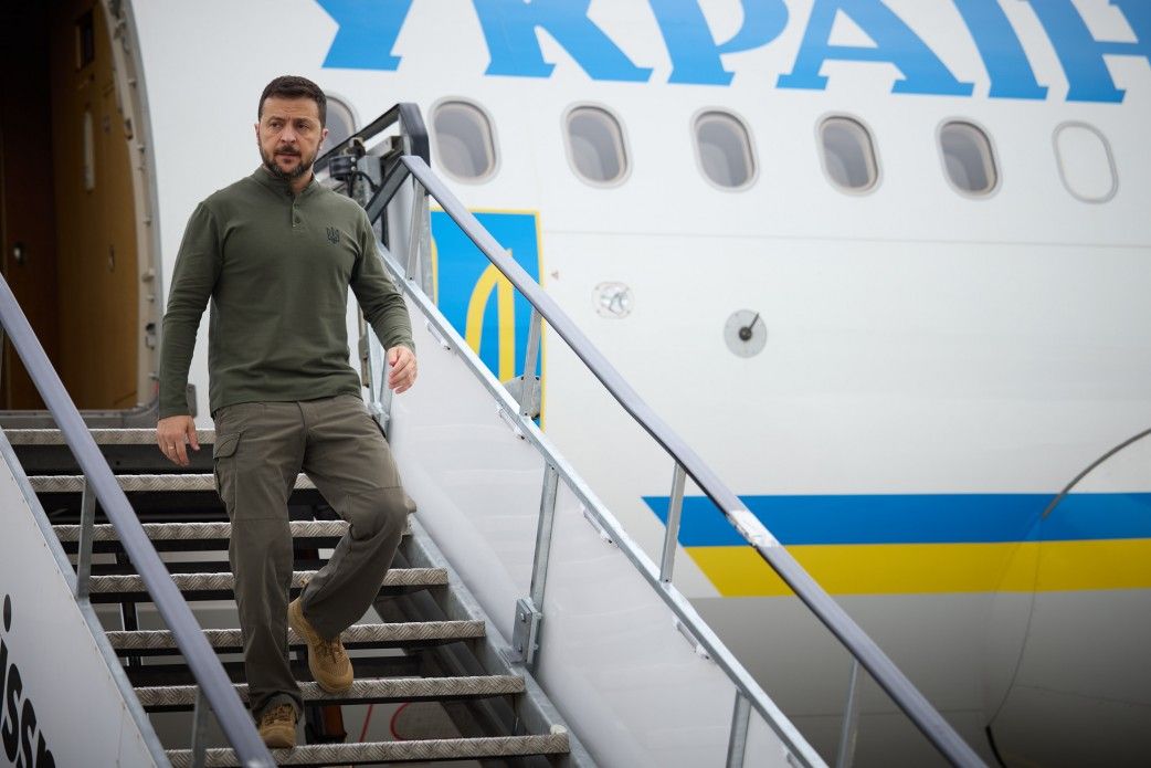 Зеленський повернувся в Україну і вже має завдання для голів ОВА.