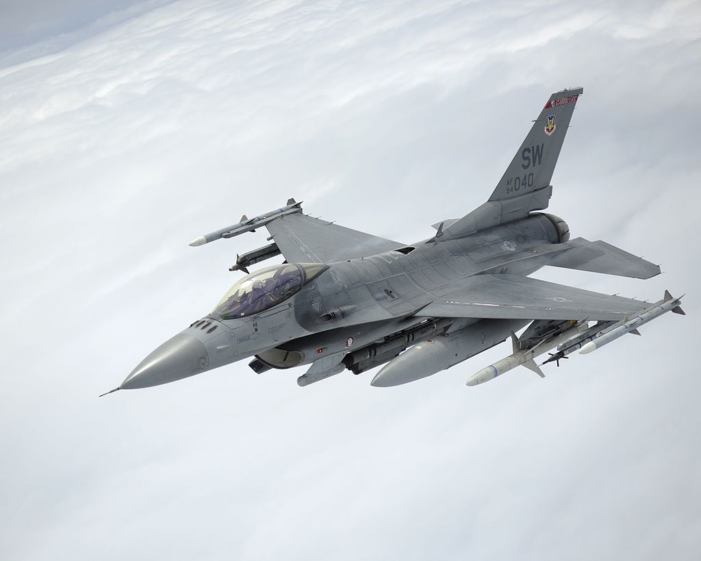 Гнів росії зростає, коли Греція готує військову угоду з Україною щодо передачі 32 винищувачів F-16.