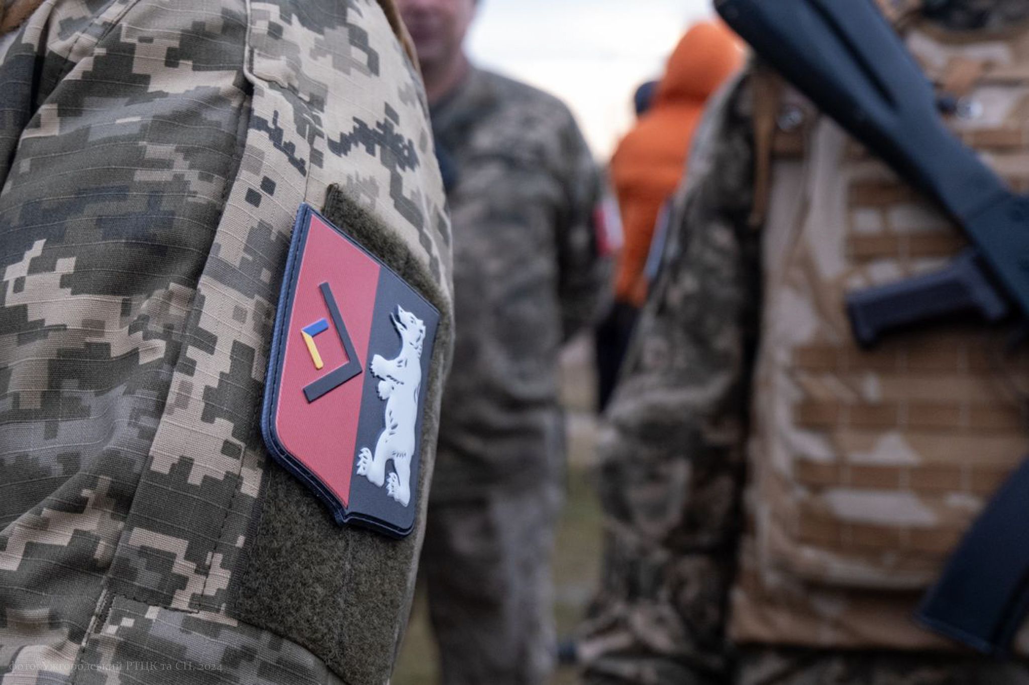 На Закарпатті перевіряють чи наживаються місцеві ТЦК на війні.