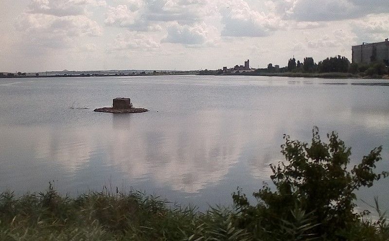 Курахівське водосховище.