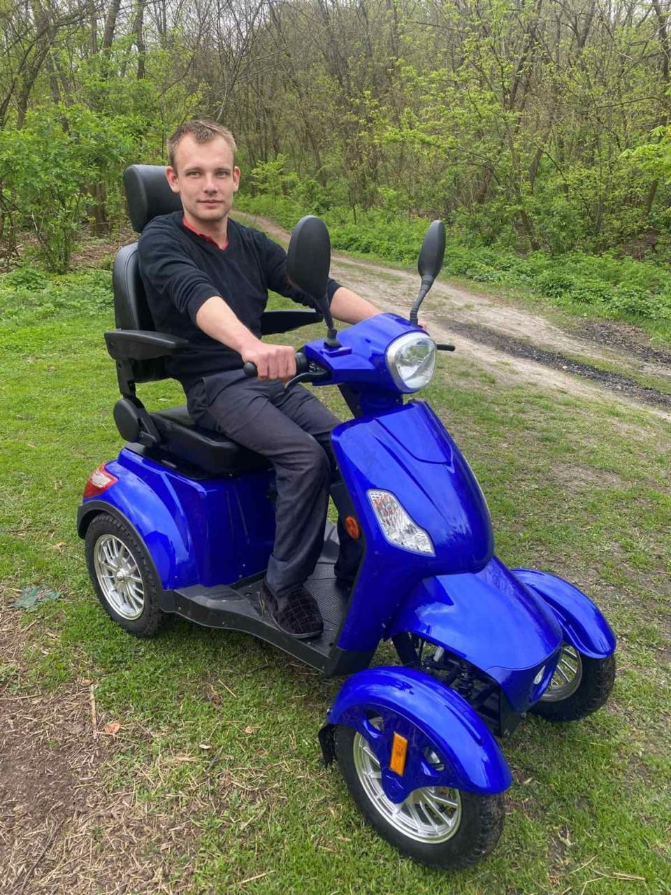 Друг Слободи: американський меценат допомагає селу на Чернігівщині пережити лихоліття війни