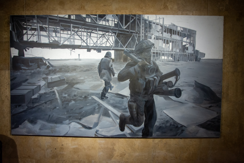 Честь і гідність оборонців ДАП. Виставка «Аеропорт. 242» представляє картини загиблого Олега Дробоцького