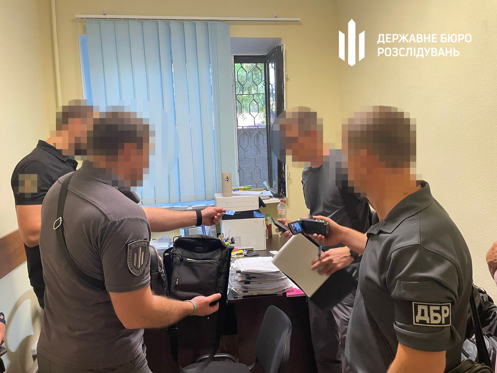 У Запоріжжі перед судом постануть правоохоронці, які вкрали у померлого пенсіонера майже 800 тисяч гривень