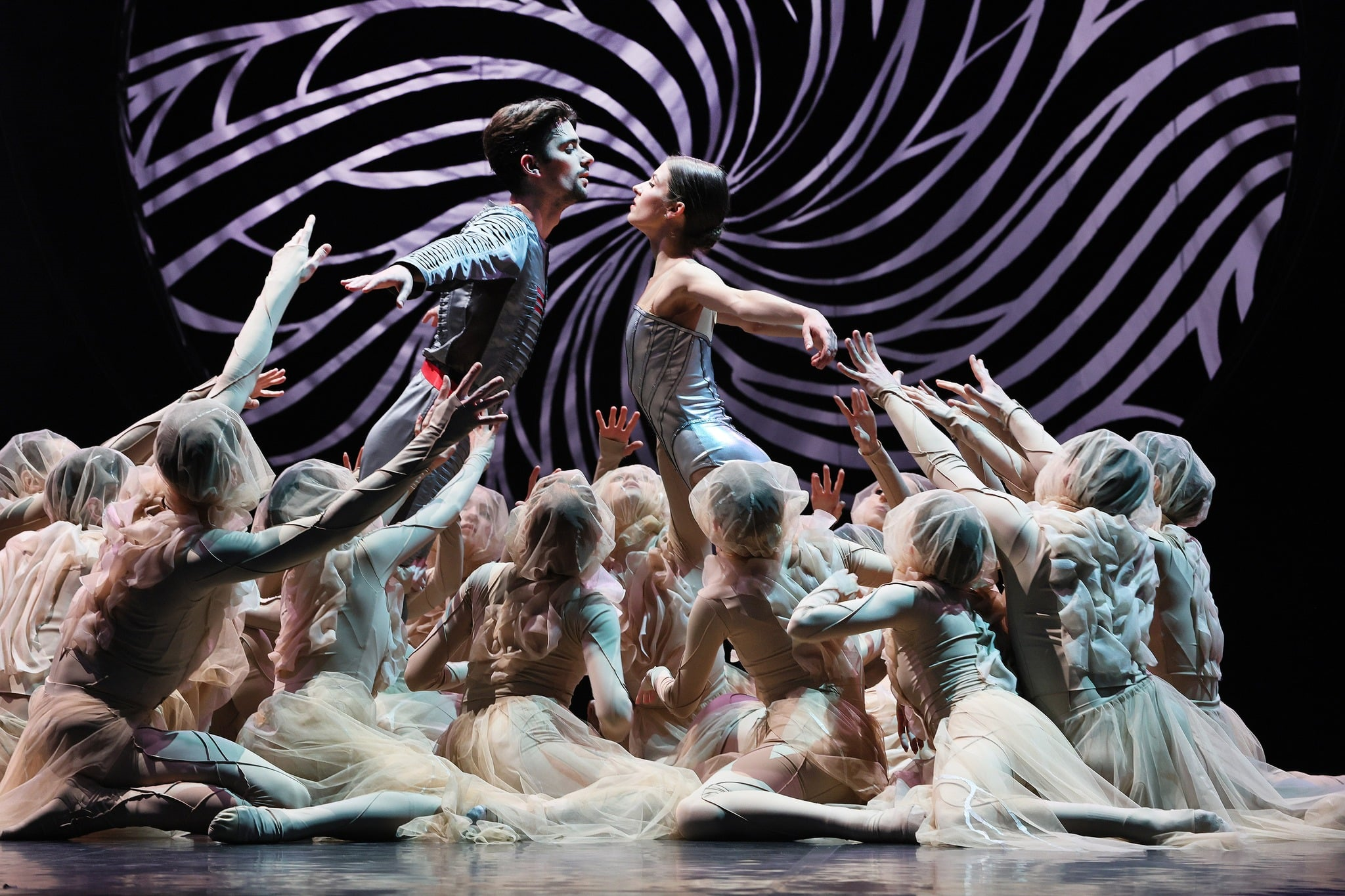 Синергія кохання, філософії і фантастики. Львівська національна опера представила світову прем’єру балету «Соляріс»