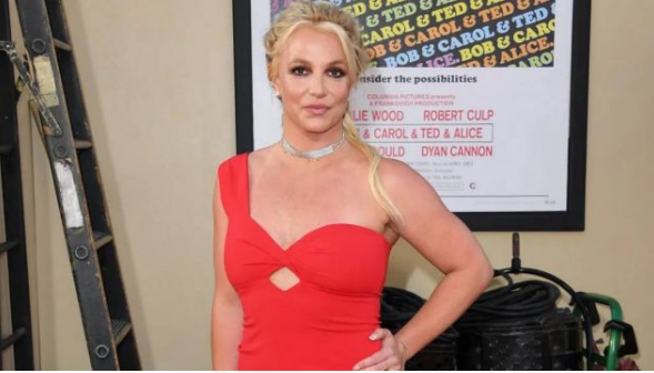 Брітні Спірс зганьбилася: втратила над собою контроль в літаку