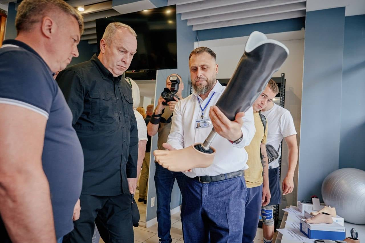 Сервіс для «кіборгів». У Черкасах відкрили сучасний центр протезування