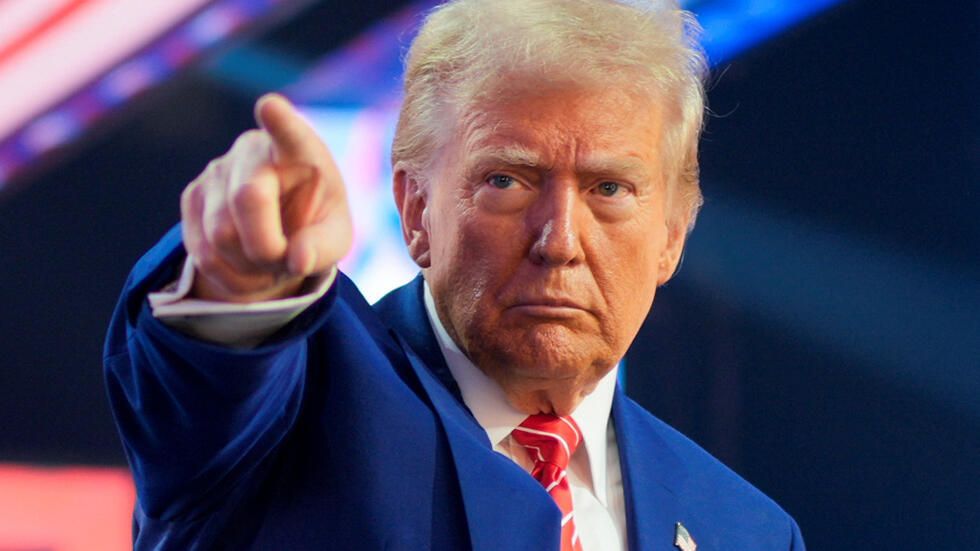 В Україні рейтинг Трампа продовжує стрімко падати.