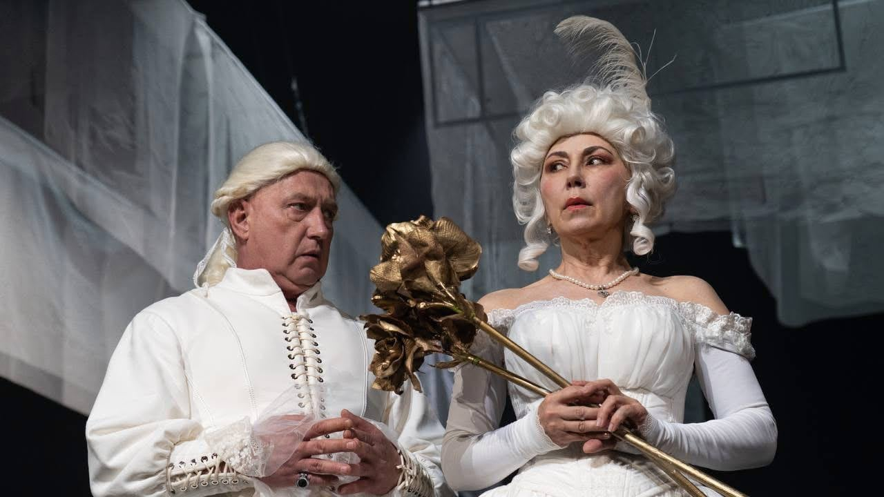 Театральний сезон під знаком Бомарше. Ризикована ВЛК перед лікарями у Київській опері та майже карнавал у Молодому театрі