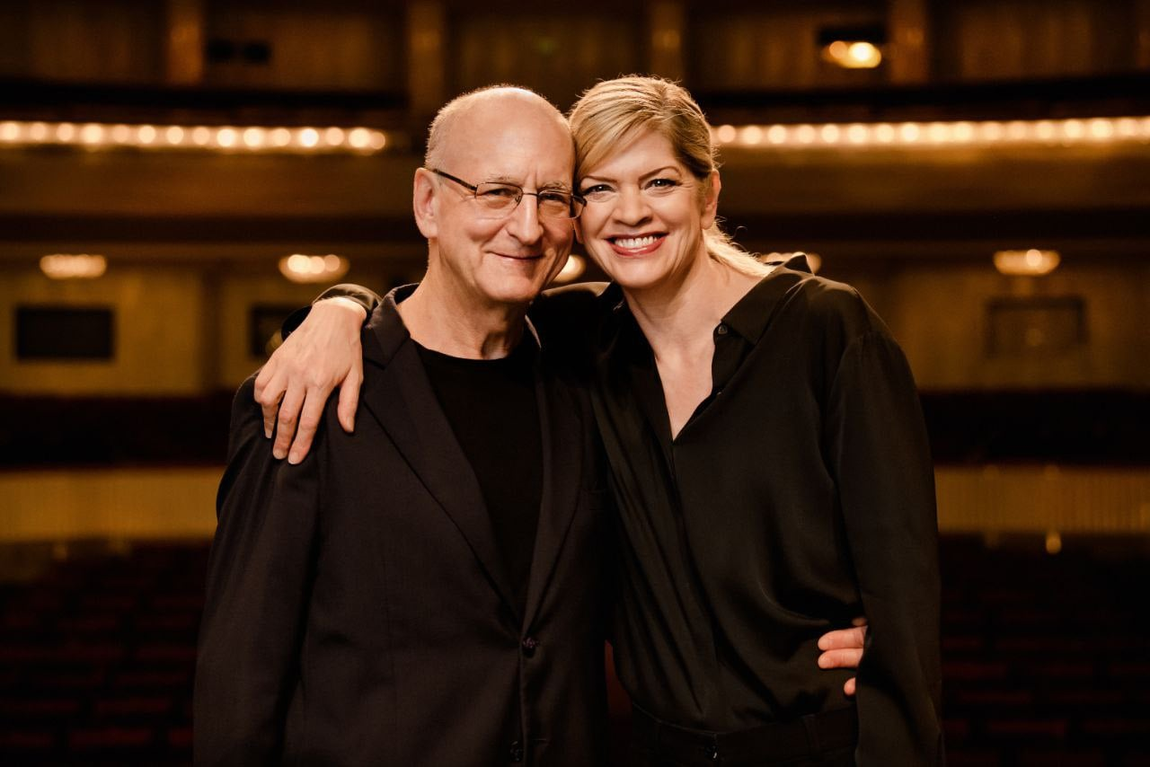 Метрополітен-опера з українським корінням: Пітер Гелб уперше відвідує родинні місця на Закарпатті