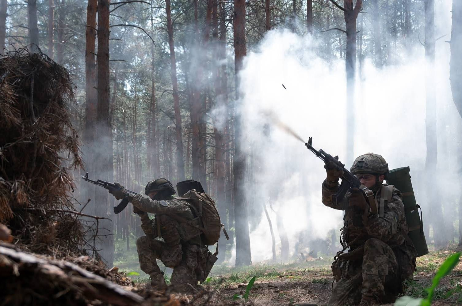 Нічне пекло для окупантів: як ЗСУ розносять військові об’єкти на території рф