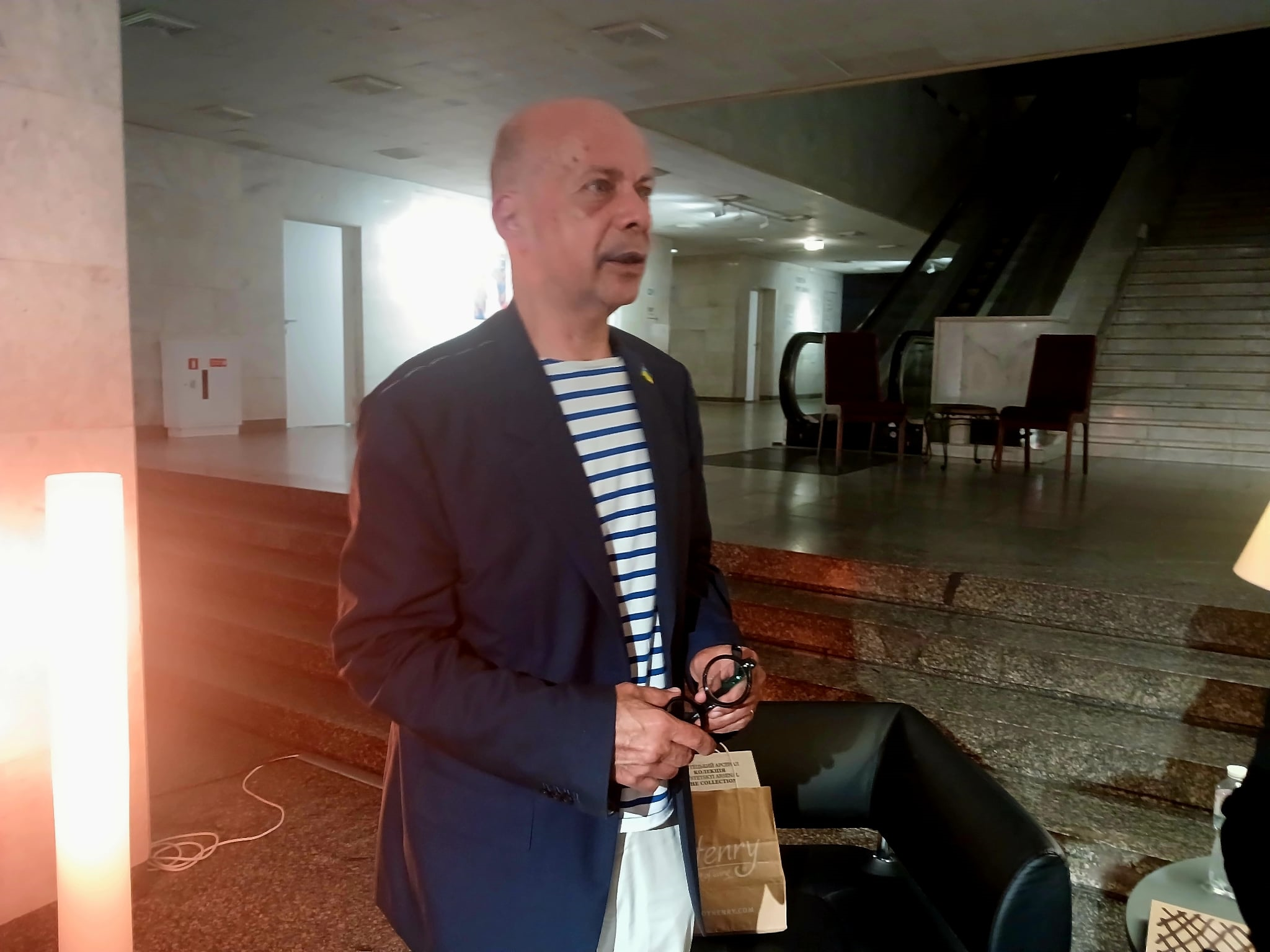 «Мистецтво після 2000-го. Глосарій». Про що нова виставка в Українському домі і кого представлятиме Пітер Дорошенко