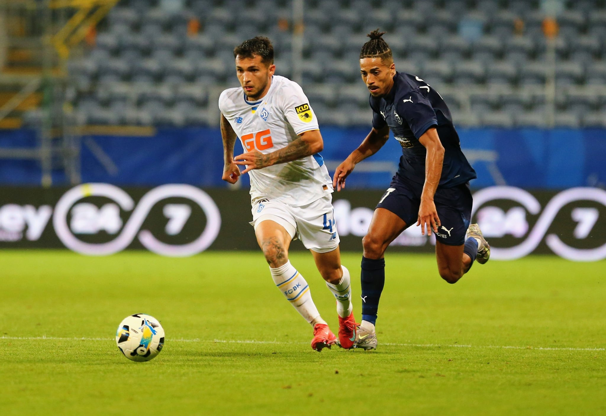 Гра на двох аренах. Тренери клубів — учасників єврокубків шукають дієві рішення для успіху