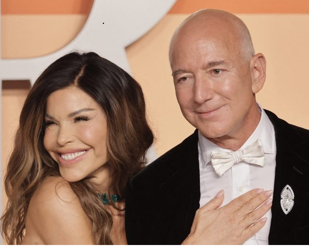 Джефф Безос хоче побачити дружину у ролі дівчини Бонда