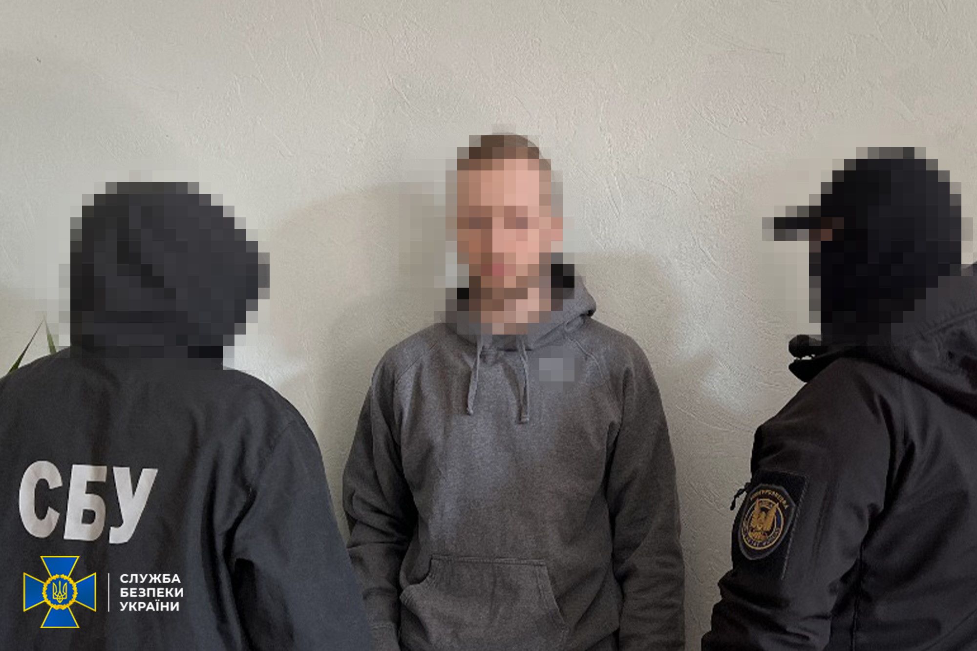 СБУ викрила агентурну групу воєнної розвідки рф, яка коригувала обстріли Києва та проводила диверсії на Одещині.