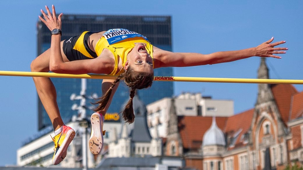 Новий злет рекордсменки. Ярослава Магучіх знову вийшла на двометрову висоту