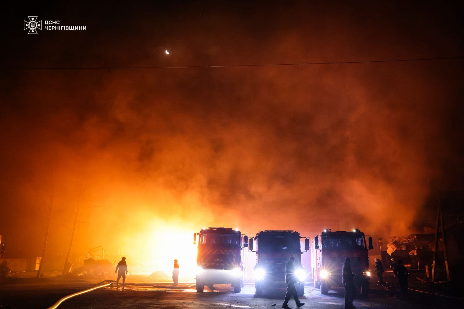 На Чернігівщині росіяни атакували рятувальників під час гасіння пожежі