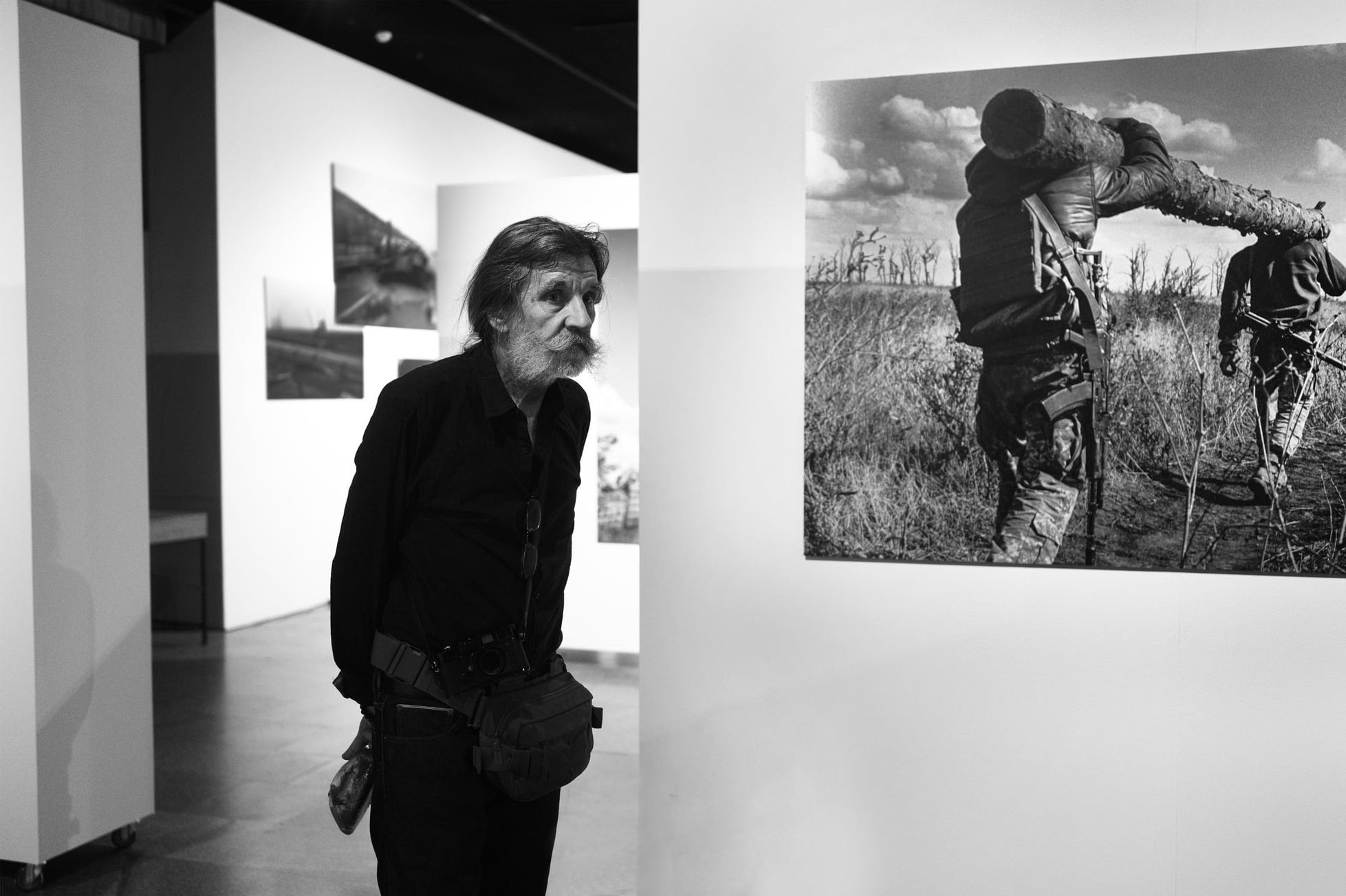 Фотомиті 35-ти років. У Києві показують світлини Олександра Глядєлова