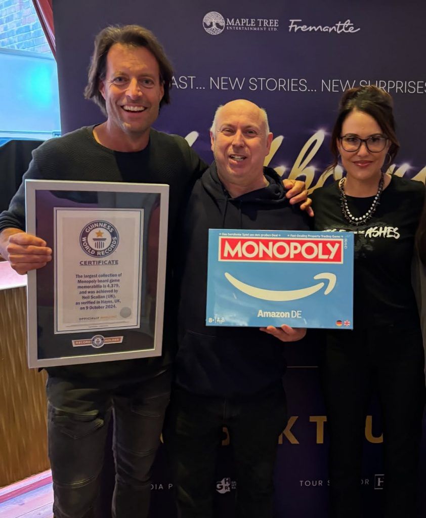 Ніл Скеллан.