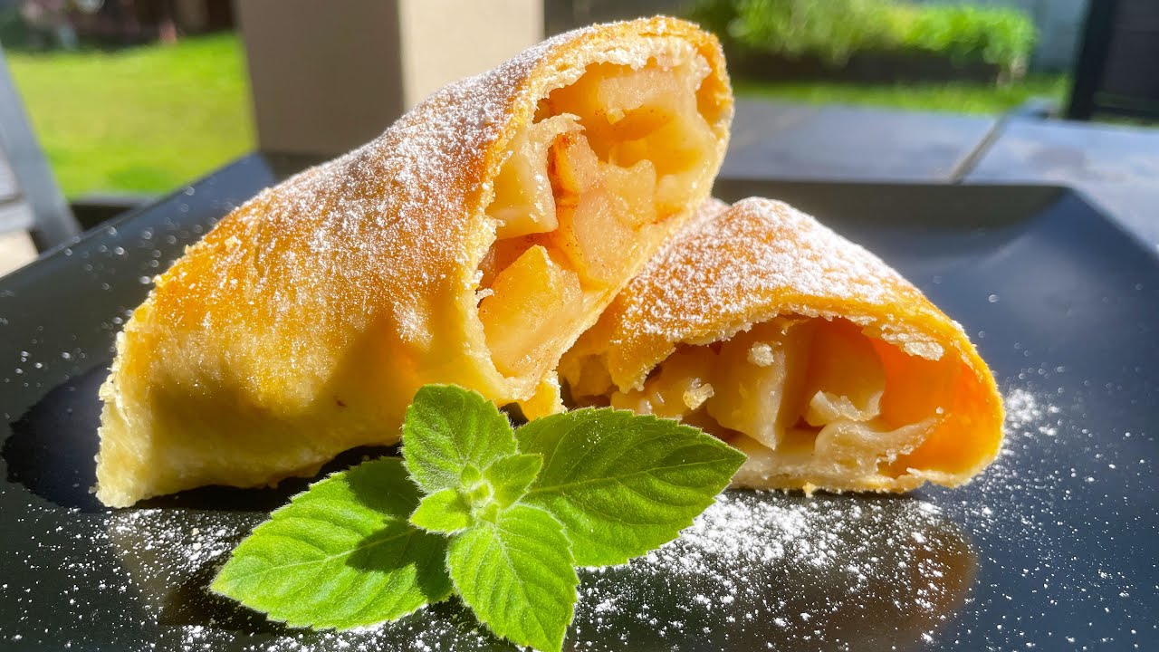 Райська насолода: рецепти трьох смачних десертів із яблуками