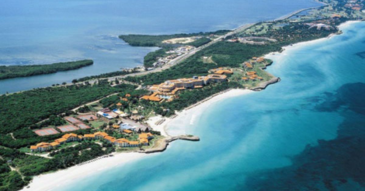 За резолюцію виловилися 165 країн, проти – 7 (Аргентина, Угорщина, Ізраїль, Північна Македонія, Парагвай, Україна, США), утрималися – 12.