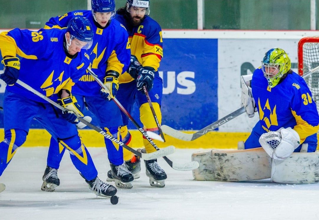 Свою першу перемогу в Європейському кубку націй збірна України здобула над румунськими хокеїстами.