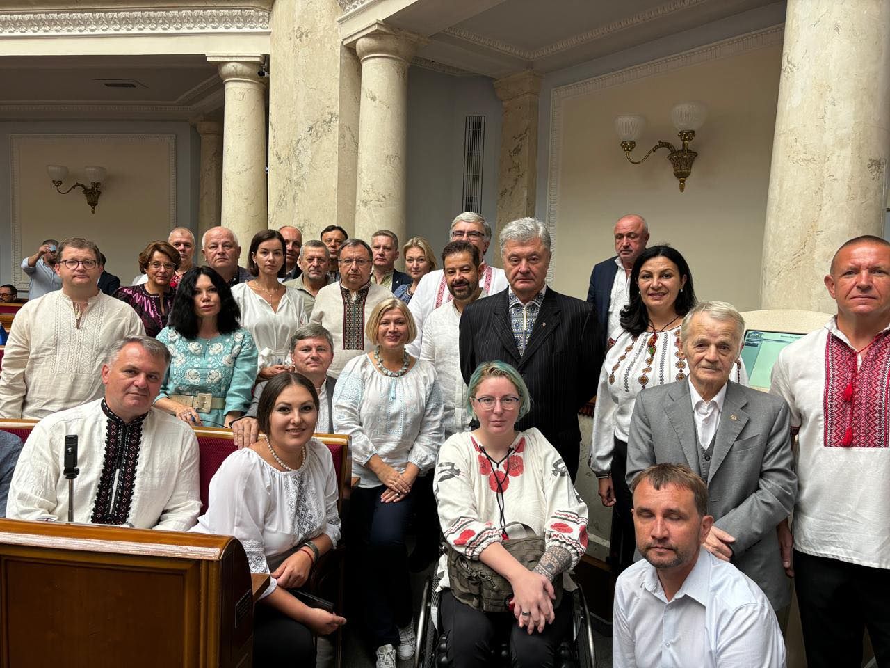 фракція «Європейська Солідарність».