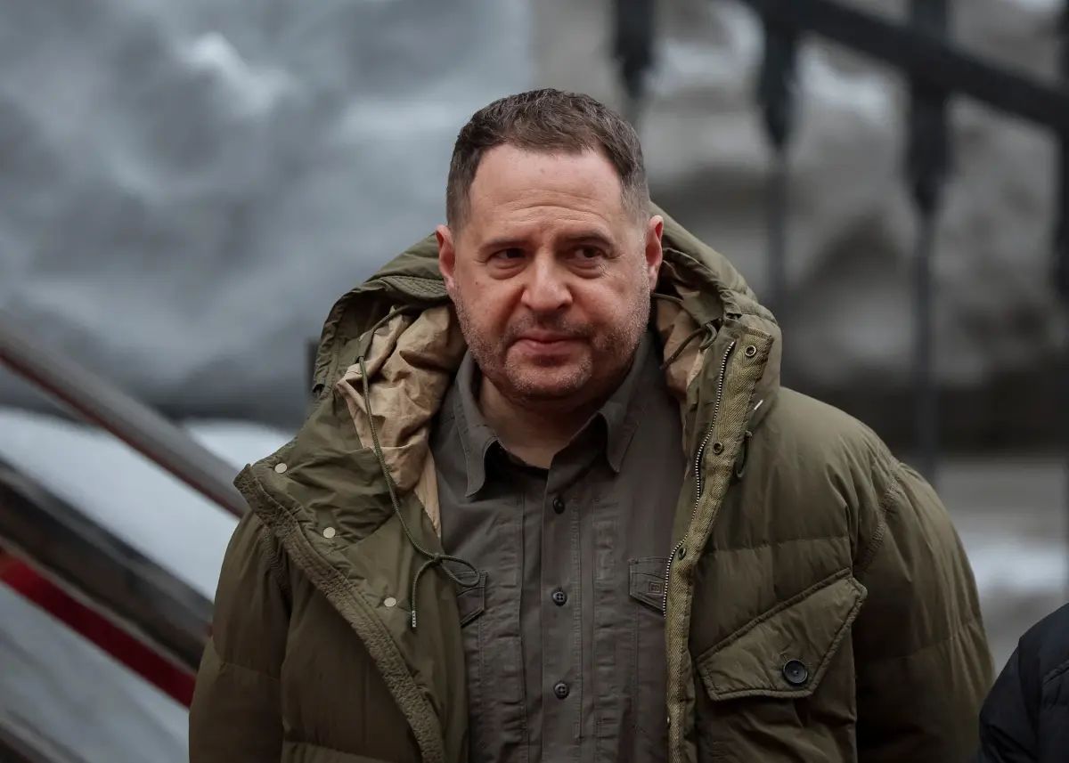 «Я йду на фронт»: заява Єрмака після відставки