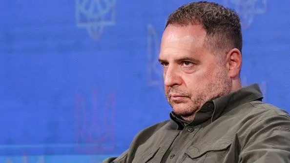 Єрмак досі обіймає ключові посади у державних органах, попри звільнення з ОП.