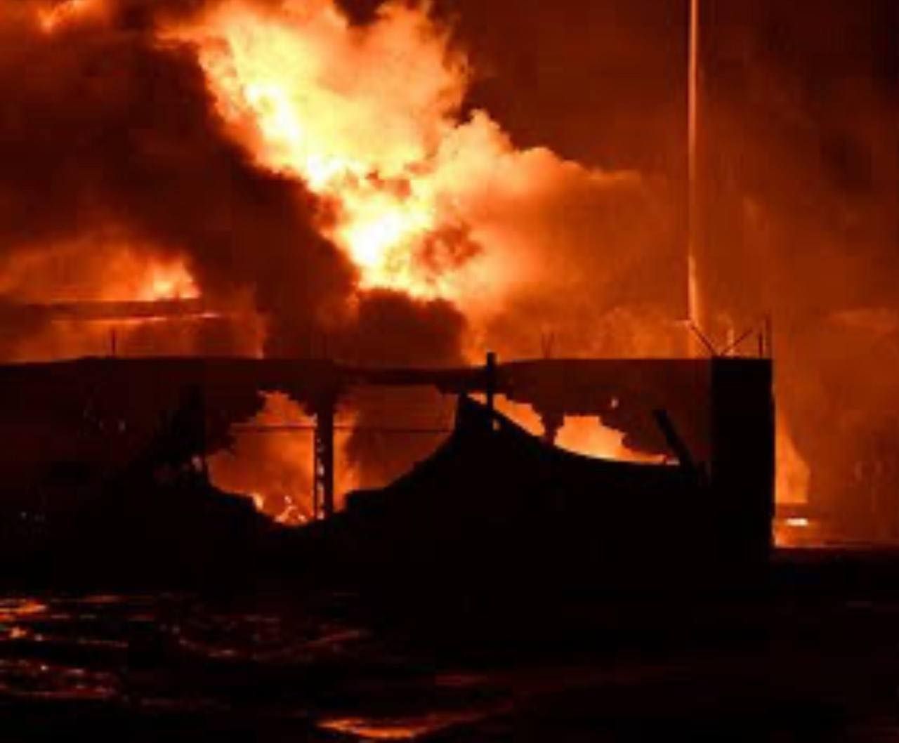 Наслідки масованого комбінованого удару по об’єктах інфраструктури Кременчука.