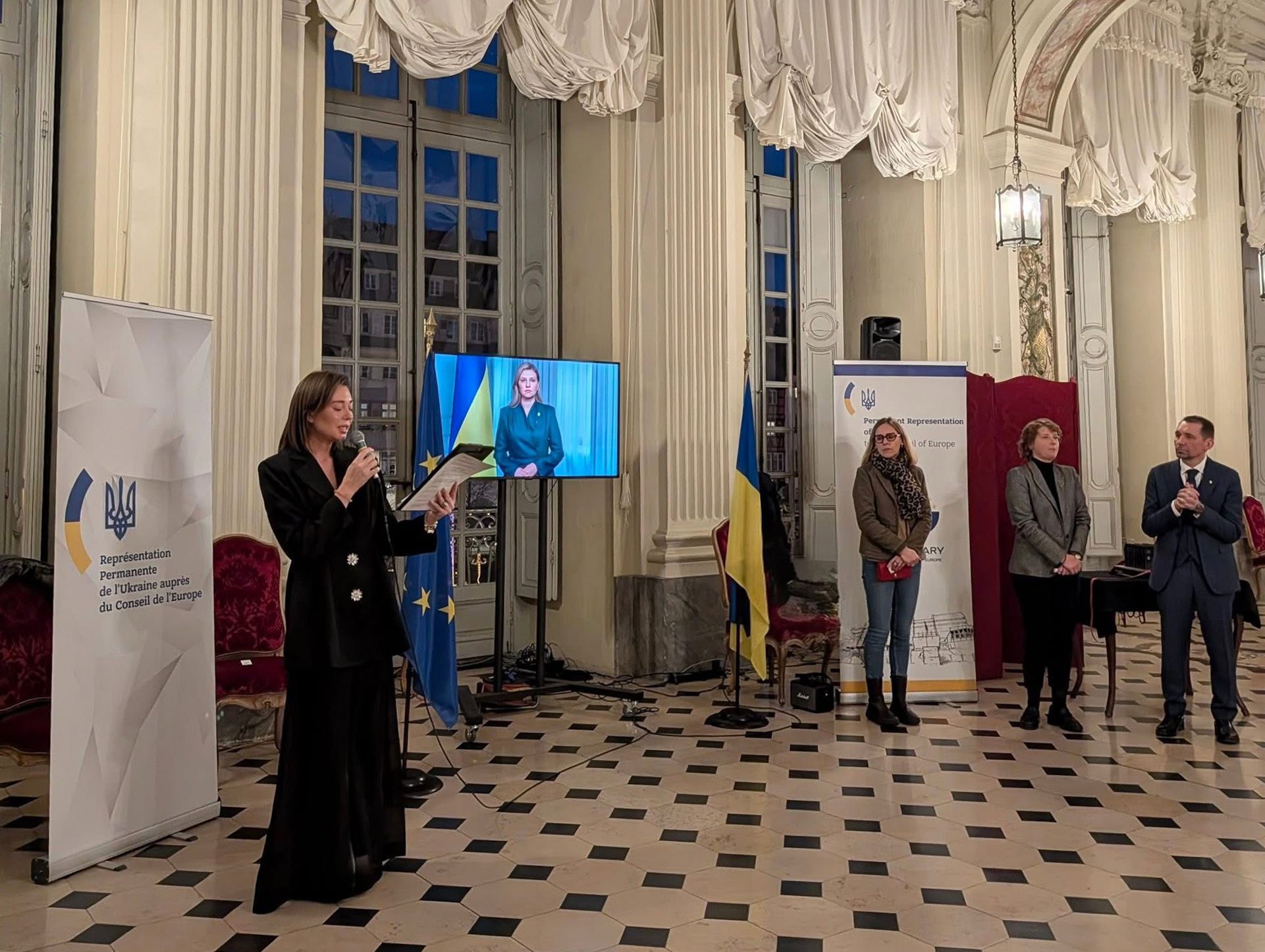 У музеях Румунії, Франції та Бельгії з’явилися нові українські аудіогіди — Зеленська, фото