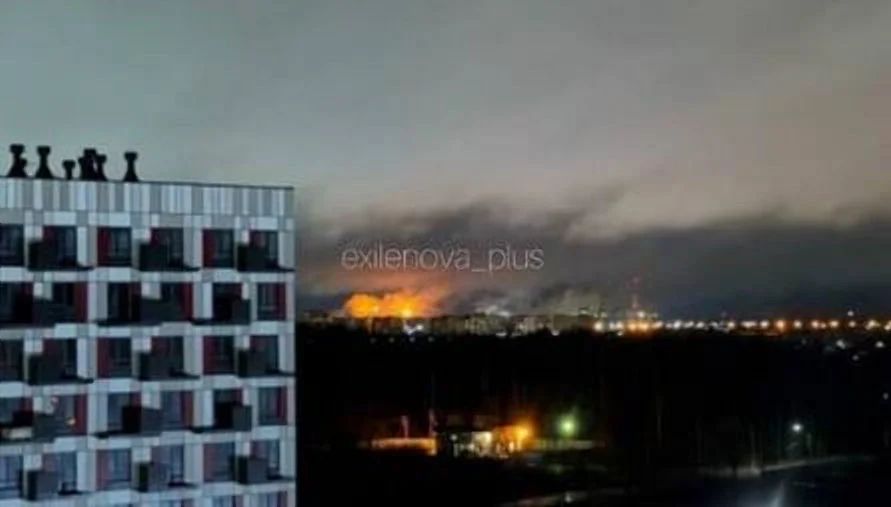 Пожежа на хімзаводі у російському Великому Новгороді.