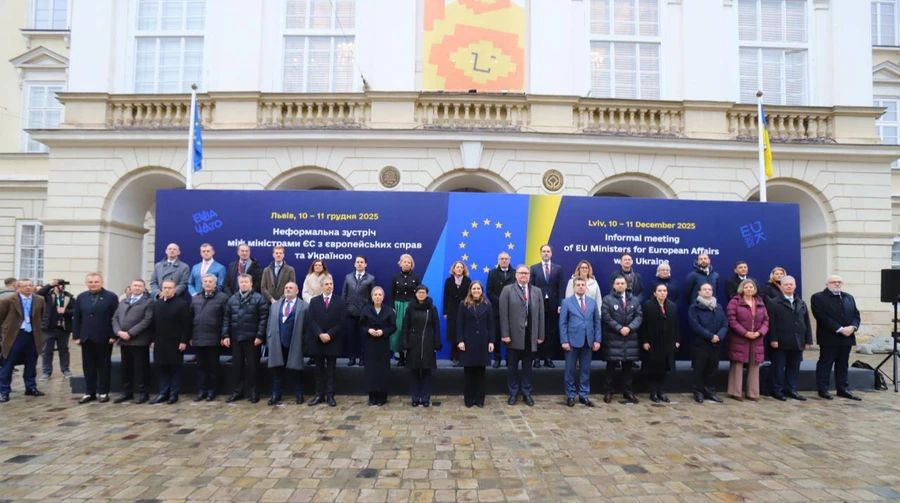 Учасники неформального засіданні Ради ЄС із загальних справ  у Львові.