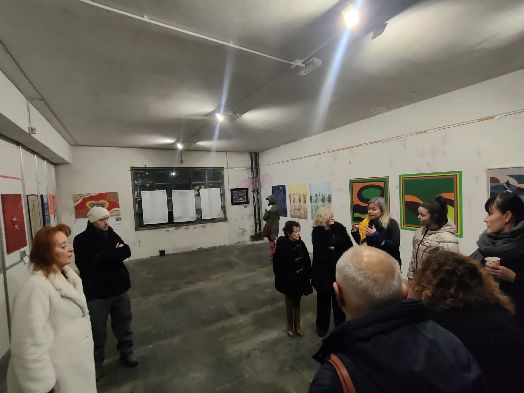 Учасники та гості на відкритті міжнародної виставки “Promessi Sposi” у Комо.