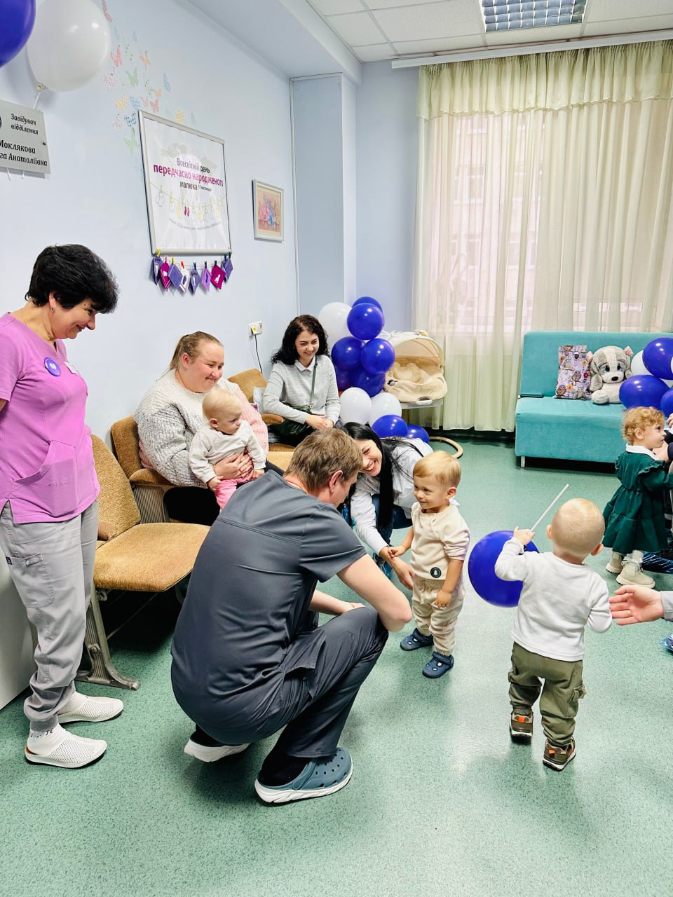 «Поспішайки»: у Полтаві виходжують передчасно народжених малюків вагою від 470 грамів