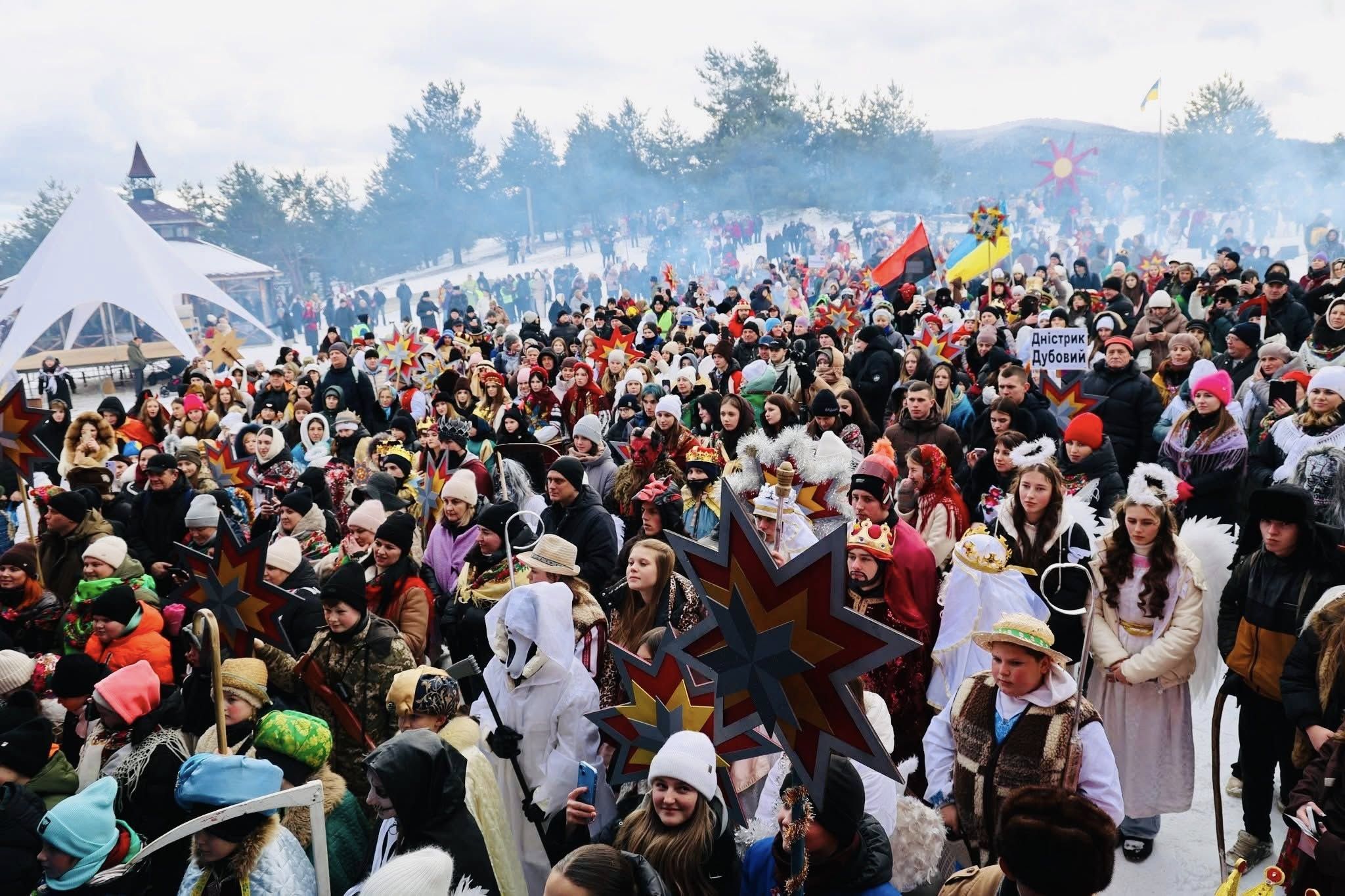 «Різдвяні пташки»: у фестивалі на Львівщині взяли участь 112 вертепів з різних регіонів, фото