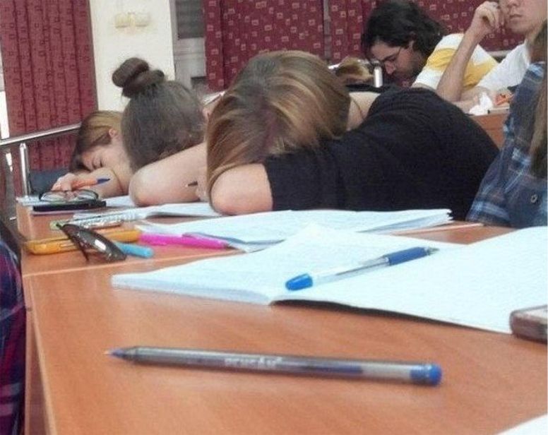 В українських закладах вищої освіти триває хвиля відрахувань студентів, які систематично не відвідували заняття.