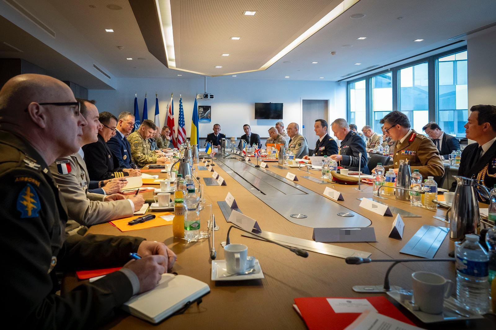 «Коаліції охочих»: керівники Генштабів обговорили гарантії безпеки для України, фото